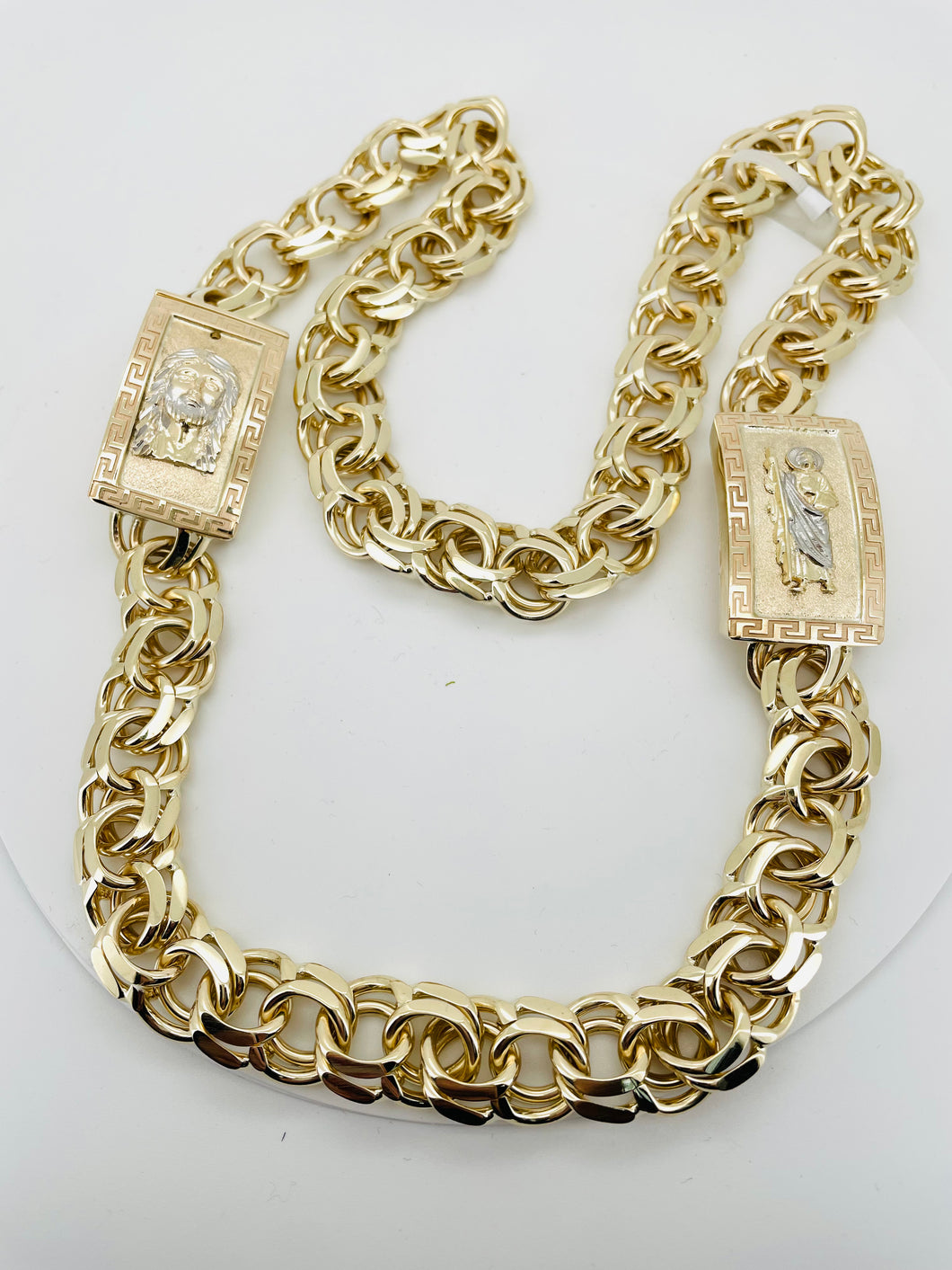 Chino link chain 15mm 10 karat gold  2 box 26”