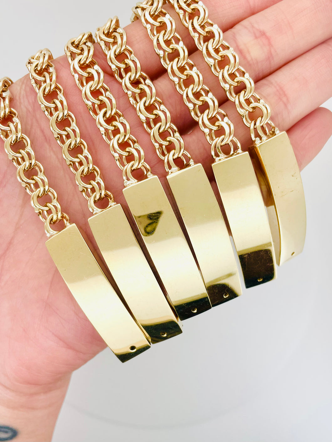 Chino link bracelet 10 karat gold 9.5 mm on ID