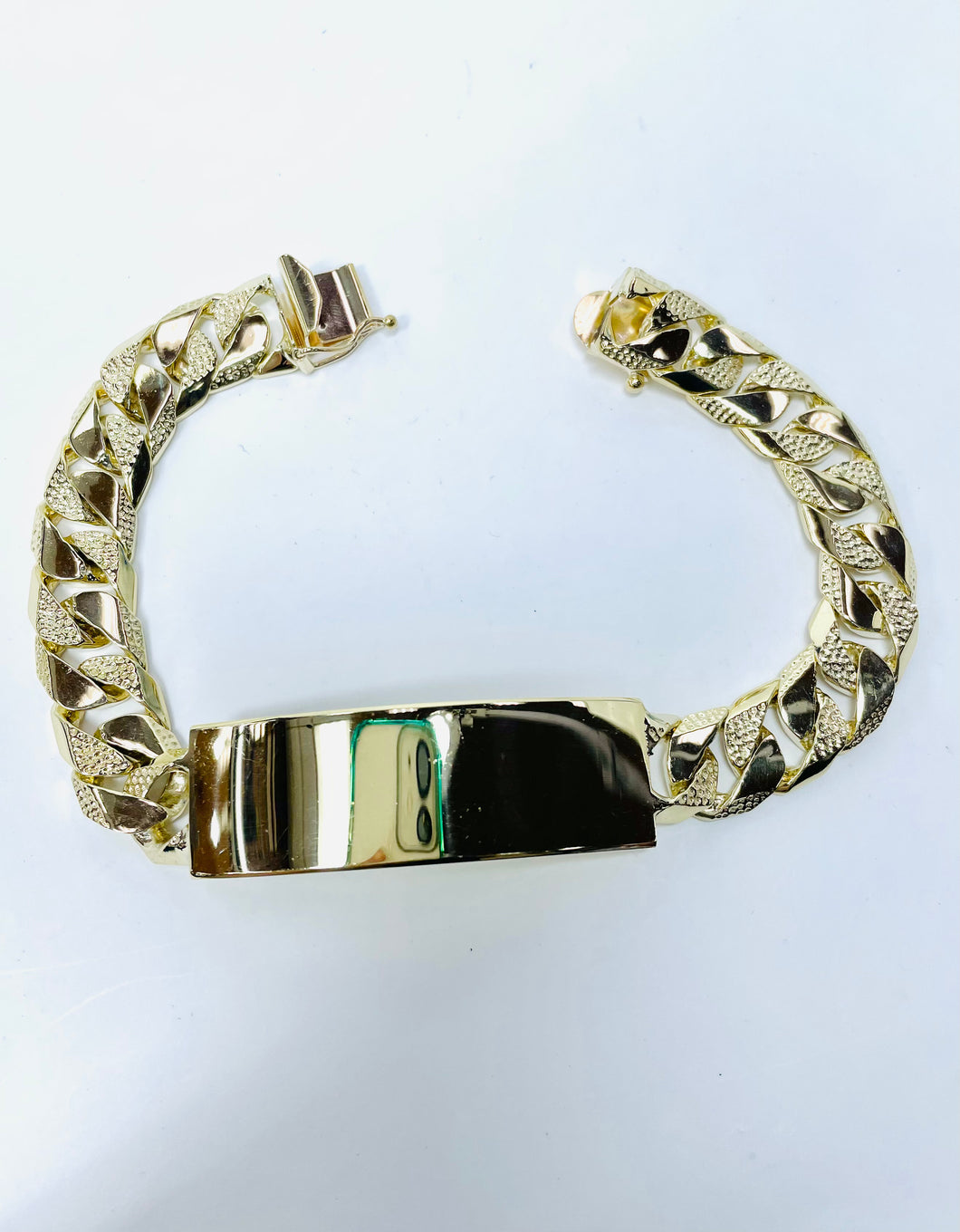 10 karat gold bracelet with ID name (16mm)