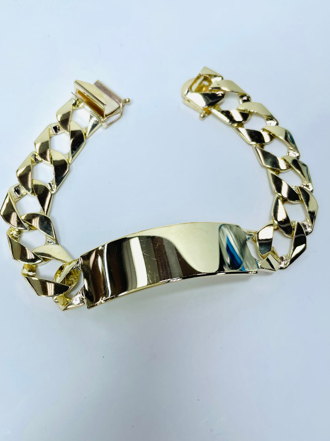 10 karat gold bracelet with ID name (16 mm)
